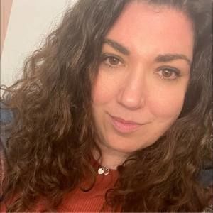 Meet your Posher, Tia